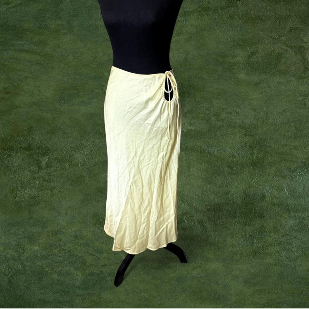 Rumored Asymmetrical Cream Skirt